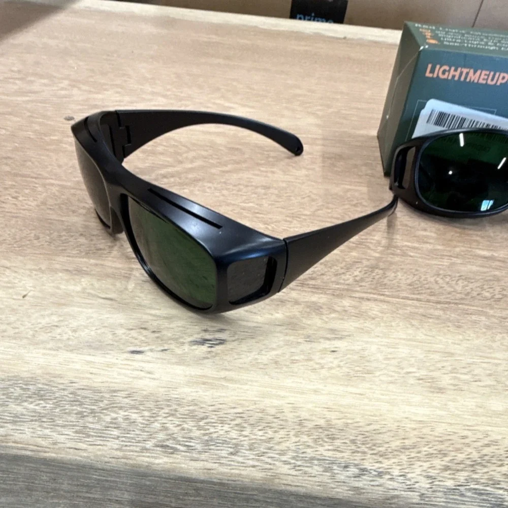 LIGHTMEUP Green Lens Red Light Protection Glasses 600nm-900nm 2 Pack Full Frame
